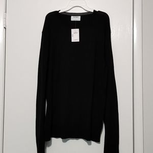 Men's Old Navy black sweater